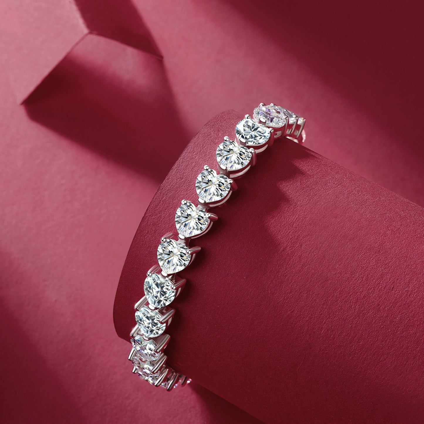 24 Carat Moissanite Heart Bracelet – 925 Sterling Silver Luxury