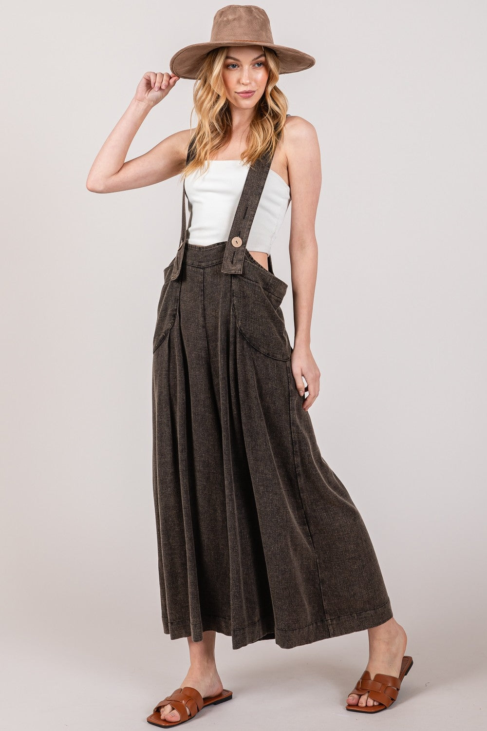 SAGE + FIG Full Size Wide Strap Wide Leg Overalls – Trendy & Comfortable Wardrobe Staple