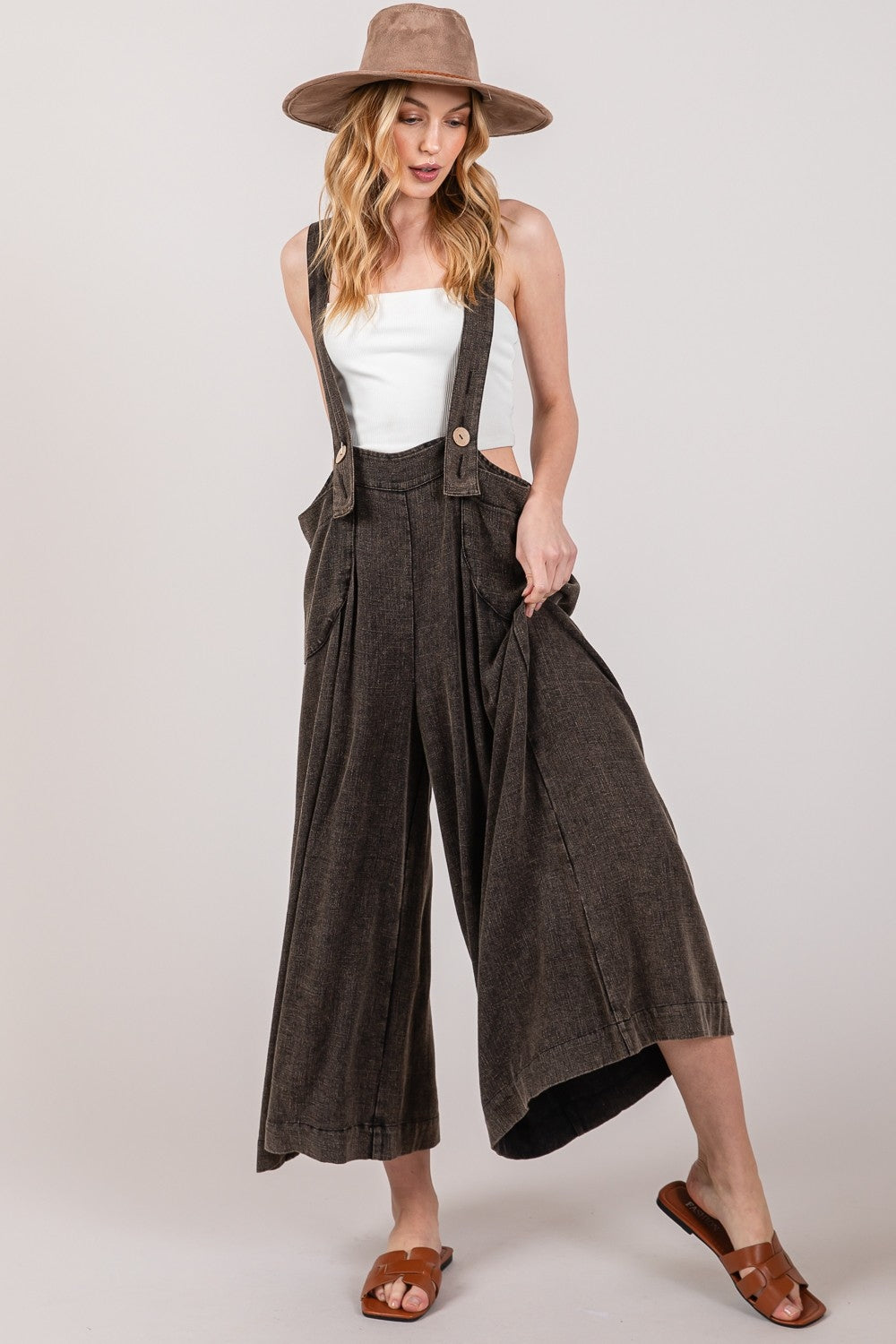 SAGE + FIG Full Size Wide Strap Wide Leg Overalls – Trendy & Comfortable Wardrobe Staple