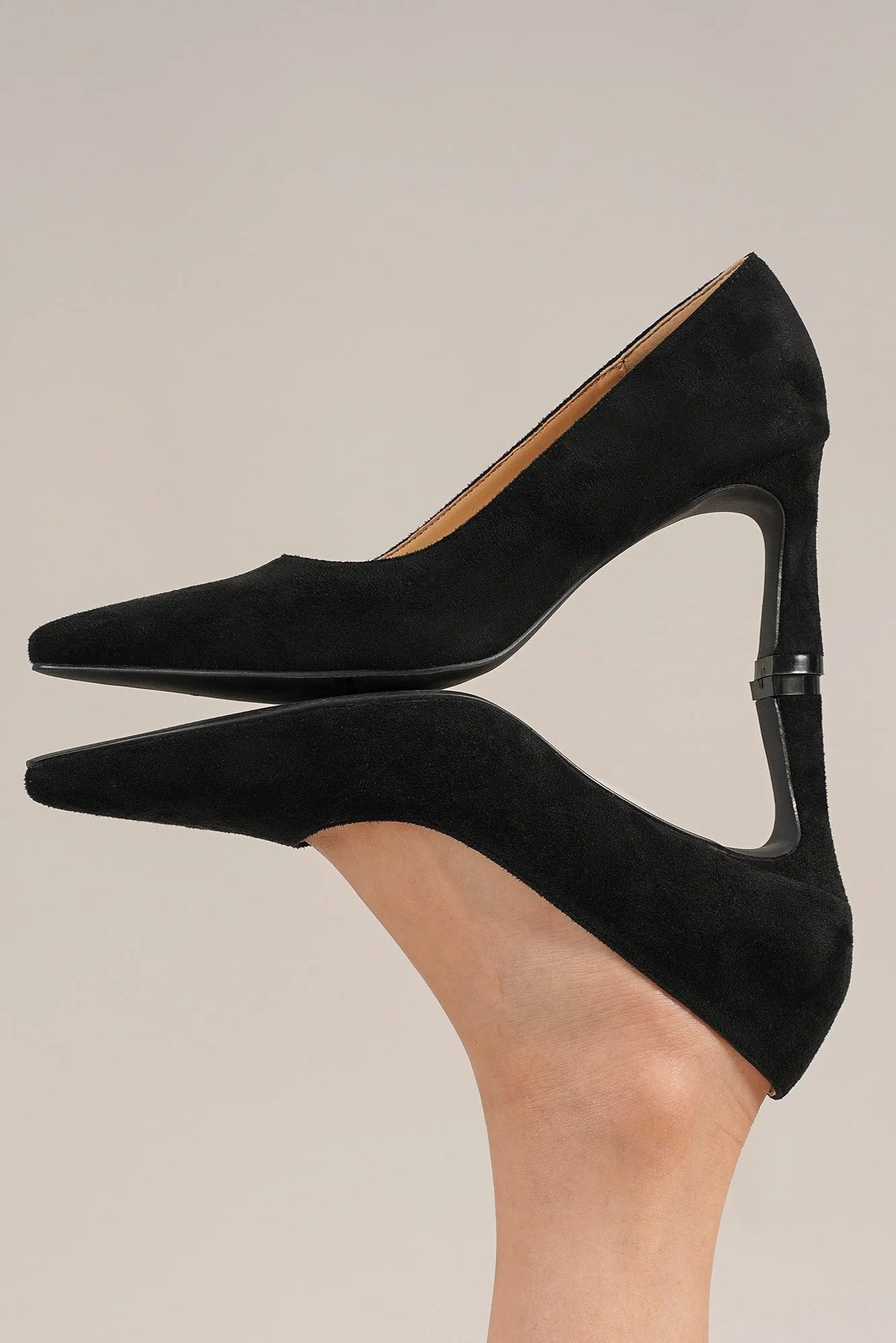 Beast Fashion Faux Suede Point Toe Pumps – Elegant, Timeless Mid Heel Pumps for Every Occasion